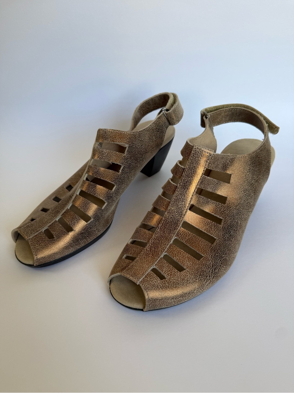 Munro Abby Golden Taupe Nubuck Sandals Size 9 M New